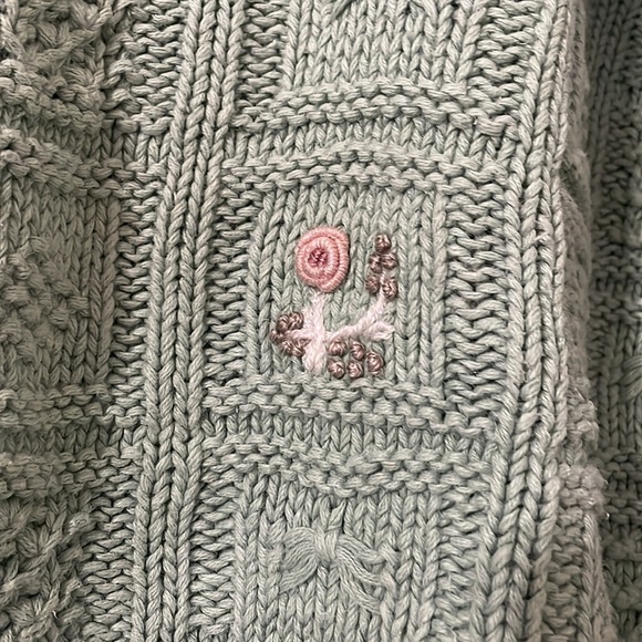 Vintage Hong Kong Cropped Green Crew Neck Sweater with Textured Knit Size M - Picture 4 of 5